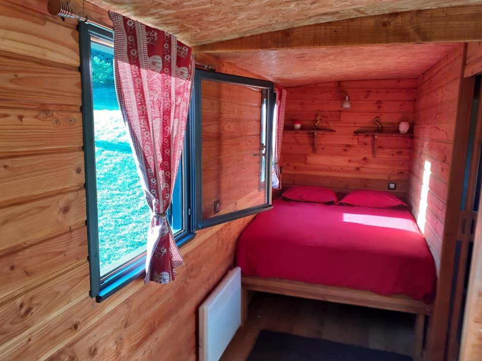 La Roulotte De La Clef Des Champs Hotel Buzancy  Eksteriør billede
